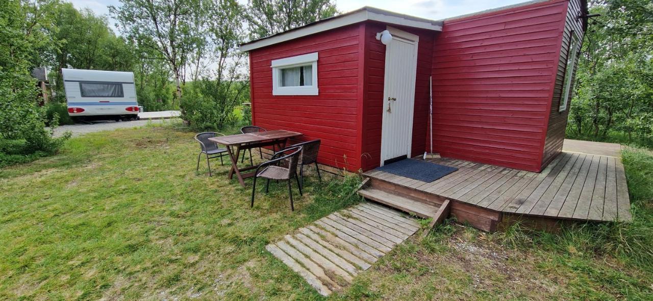 Bungalaven Lodge As Borselv Exterior photo